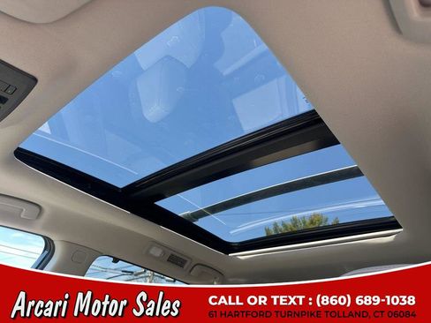 Used 2023 Nissan Pathfinder SL w/ SL Premium Package image 26