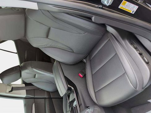 Used 2025 Buick Envision Preferred image 9