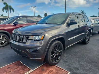 Used 2018 Jeep Grand Cherokee Altitude