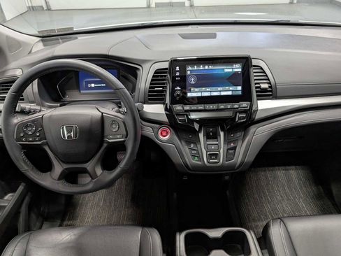 Certified 2024 Honda Odyssey EX-L image 18