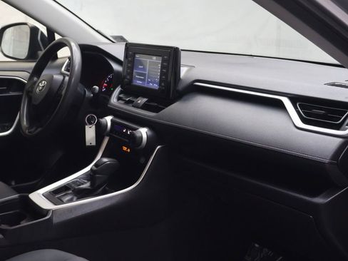 Used 2019 Toyota RAV4 LE w/ All Weather Liner Package AWD/4WD image 11