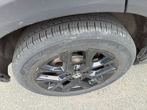 Used 2024 Honda HR-V Sport image 8