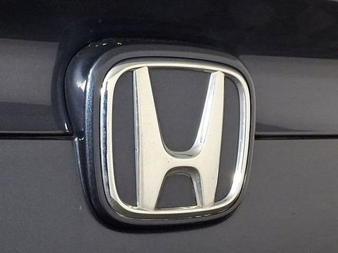 Used 2018 Honda Civic EX-L image 30
