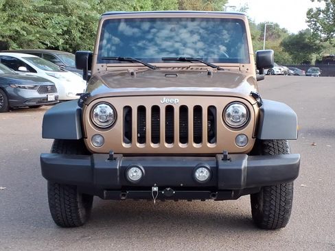 Used 2015 Jeep Wrangler Unlimited Sport AWD/4WD image 2