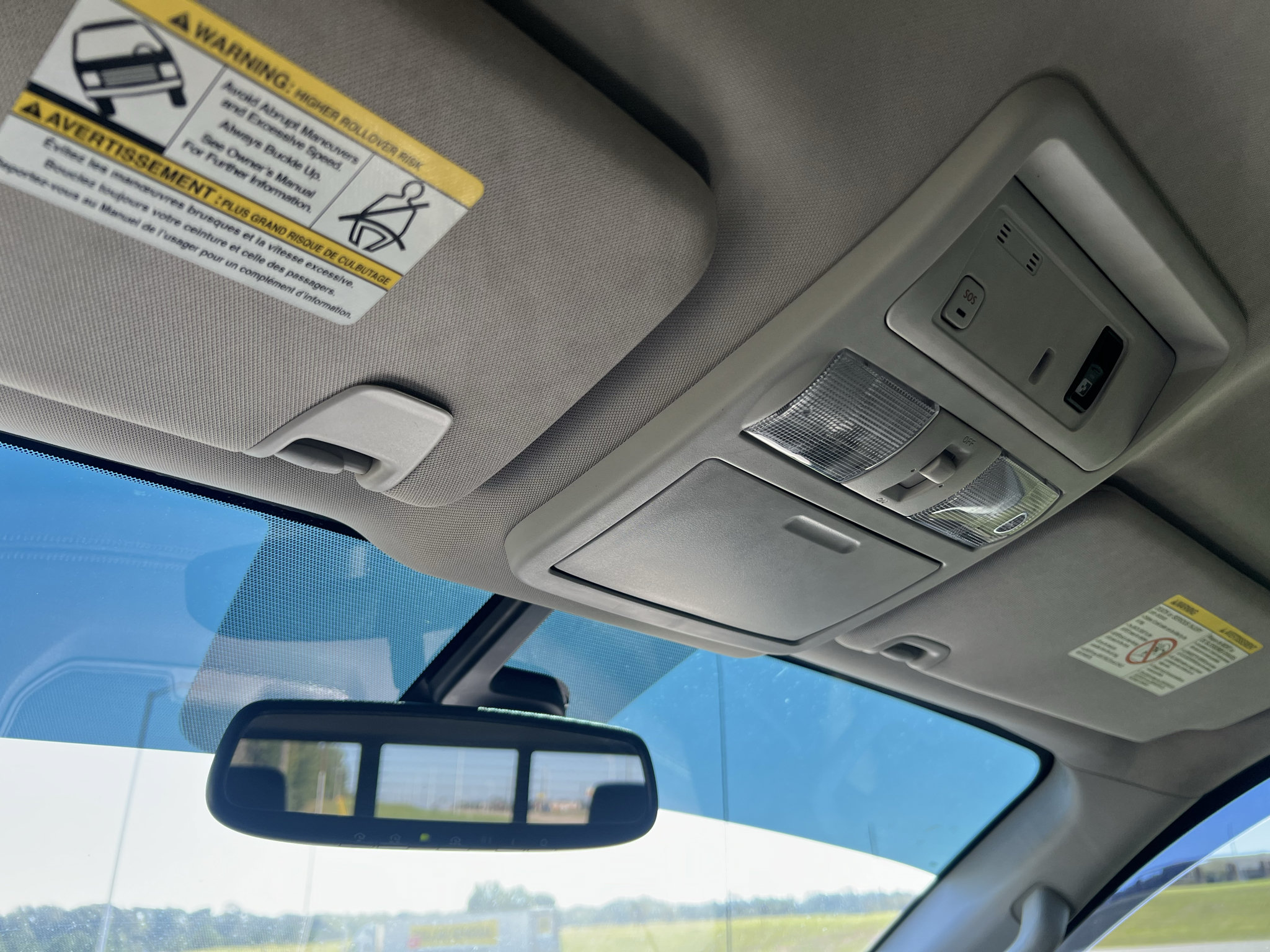 Used 2019 Nissan Titan SL w/ Chrome Package AWD/4WD image 28