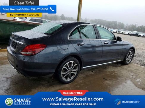Used 2015 Mercedes-Benz C 300 4MATIC Sedan image 4