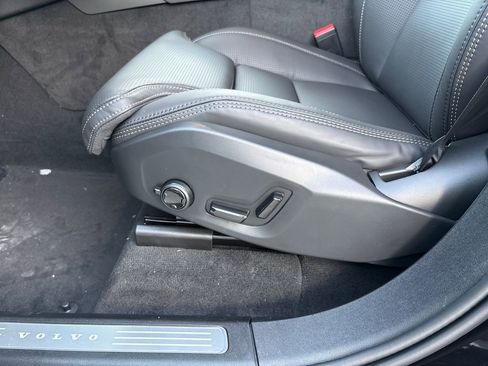 New 2026 Volvo XC90 T8 Ultra image 8