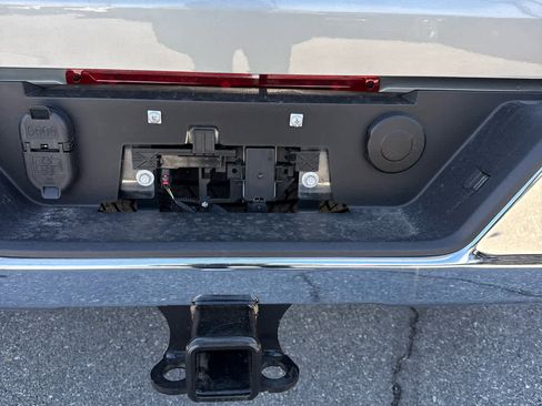 New 2026 GMC Sierra 3500 SLT w/ SLT Convenience Package image 9