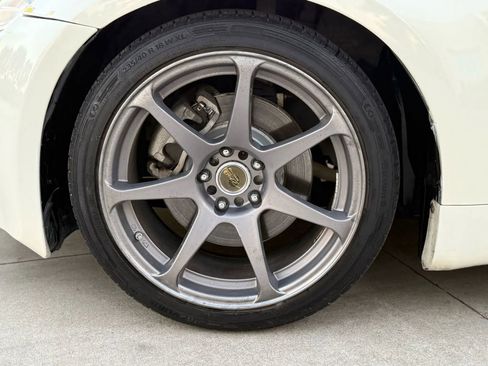 Used 2006 Nissan 350Z Enthusiast image 11