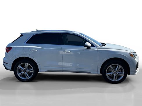 Used 2023 Audi Q3 2.0T Premium w/ Convenience Package AWD/4WD image 6
