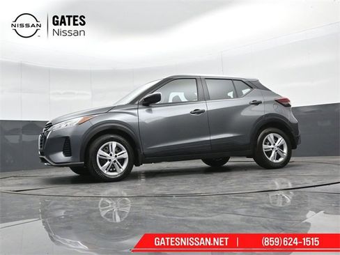 Used 2024 Nissan Kicks S image 41