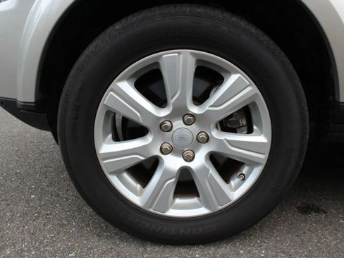 Used 2016 Land Rover LR4 HSE image 11