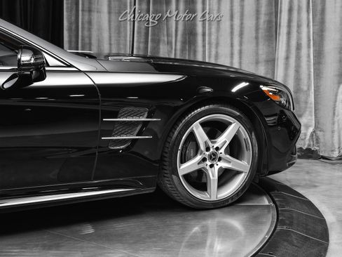 Used 2019 Mercedes-Benz SL 550 image 45