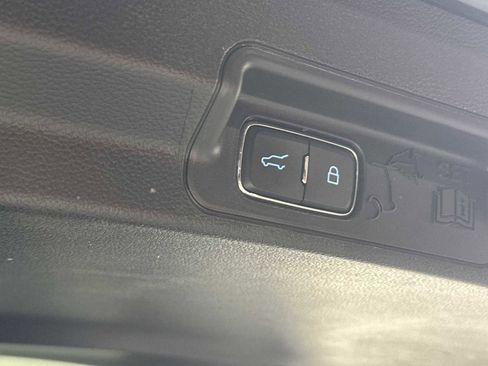 Used 2022 Ford Explorer Timberline image 22