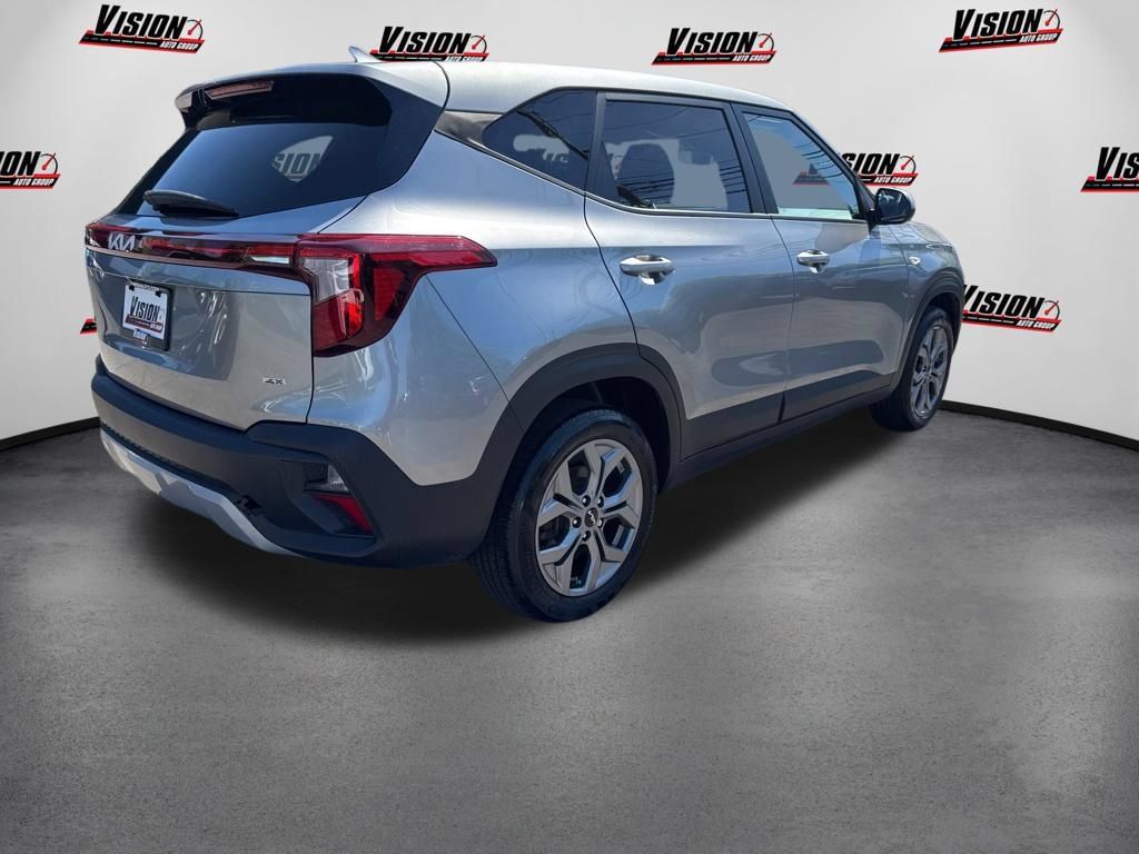 Certified 2024 Kia Seltos LX AWD/4WD image 6