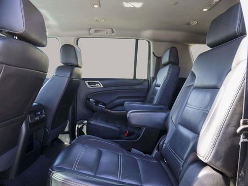 Used 2020 GMC Yukon XL Denali image 27