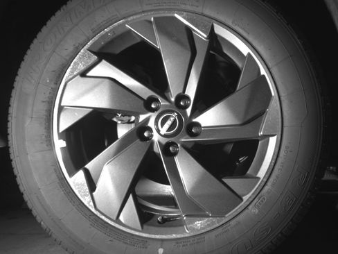 Used 2025 Nissan Rogue SV FWD image 15