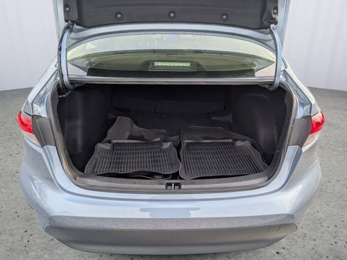 Used 2023 Toyota Corolla LE image 11