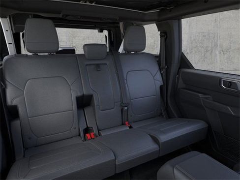 New 2025 Ford Bronco Outer Banks image 11