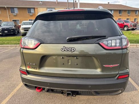 Used 2021 Jeep Cherokee Trailhawk w/ Sun, Sound & Nav Group AWD/4WD image 5