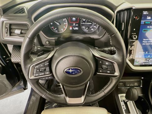 Used 2023 Subaru Ascent Premium w/ Convenience Package AWD/4WD image 11