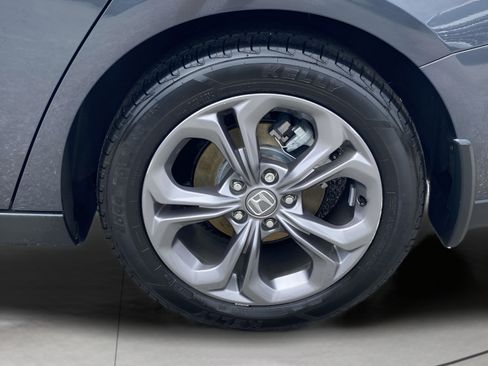 Used 2024 Honda Accord EX image 28
