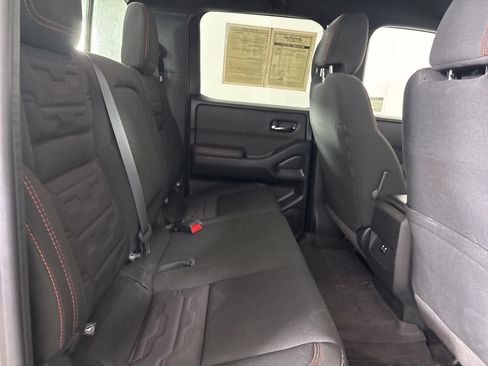 Used 2024 Nissan Frontier PRO-4X w/ Technology Package AWD/4WD image 26