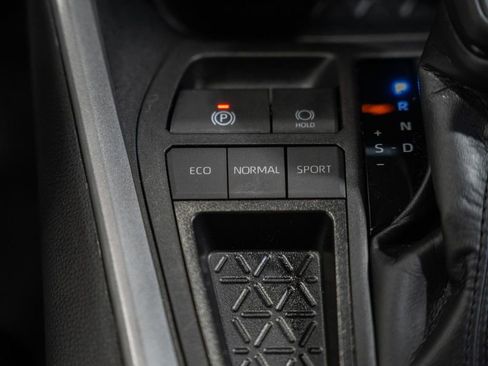 Used 2024 Toyota RAV4 LE image 23