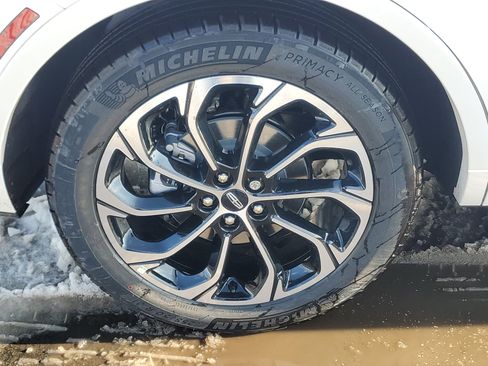 New 2026 Lincoln Nautilus Reserve image 5