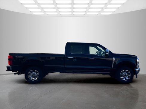New 2026 Ford F250 Lariat w/ Lariat Ultimate Package AWD/4WD image 3