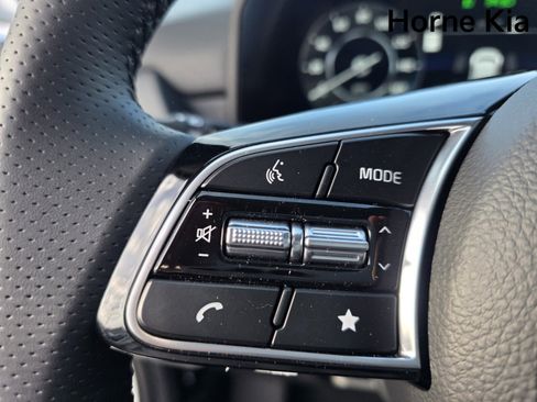 New 2026 Kia Seltos SX image 22