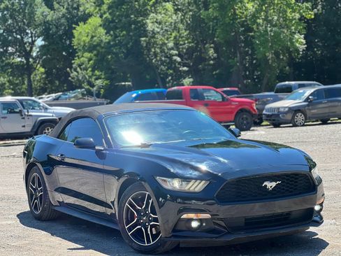 Used 2015 Ford Mustang Convertible w/ Equipment Group 051A RWD image 16