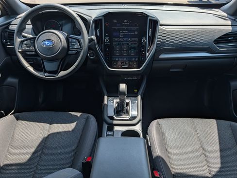 Certified 2025 Subaru Forester Premium AWD/4WD image 10