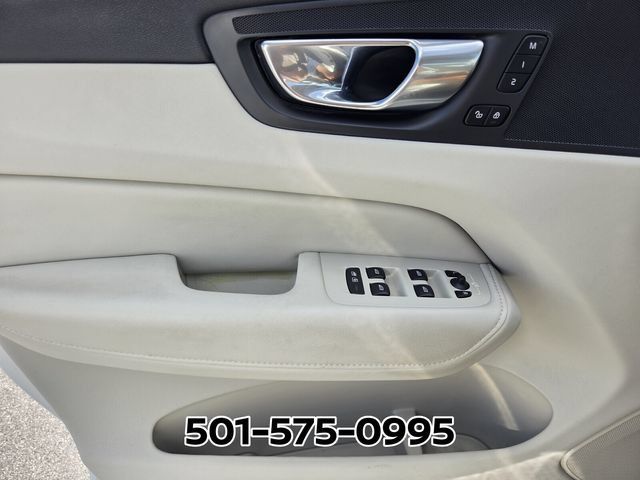 Used 2023 Volvo XC60 B5 Plus AWD/4WD image 36