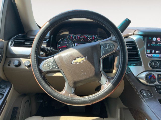 Used 2019 Chevrolet Suburban LT w/ LT Signature Package AWD/4WD image 10