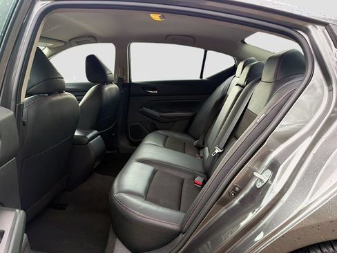Used 2022 Nissan Altima 2.5 SR FWD image 20
