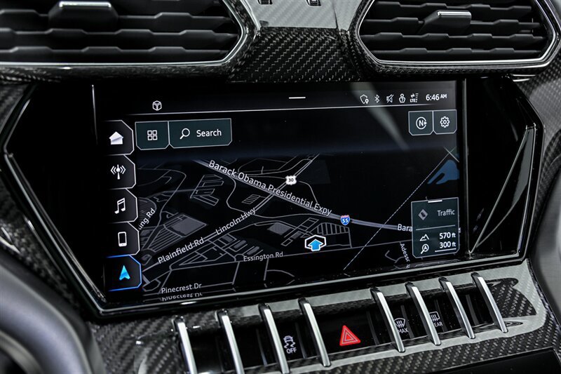 Used 2022 Lamborghini Urus AWD/4WD image 45