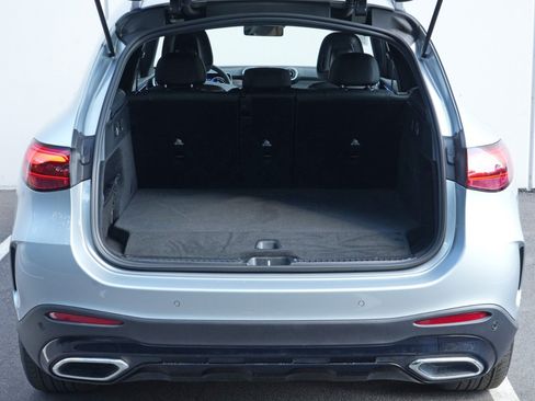 Used 2025 Mercedes-Benz GLC 350e 4MATIC w/ AMG Line image 10
