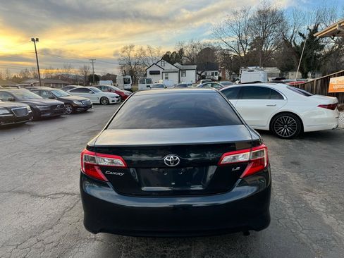 Used 2014 Toyota Camry LE FWD image 6
