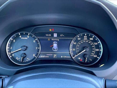 Used 2024 INFINITI QX50 Sport image 25