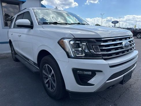Used 2021 Ford Expedition XLT AWD/4WD image 3