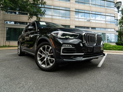 Used 2019 BMW X5 xDrive40i w/ Premium Package 2