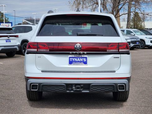 New 2026 Volkswagen Atlas Peak Edition image 6