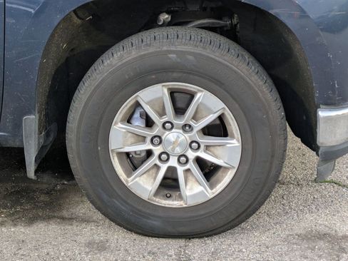 Used 2021 Chevrolet Silverado 1500 LT w/ LPO, Dark Essentials Package image 4