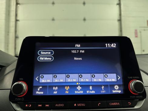 Used 2025 Nissan Altima 2.5 SV AWD/4WD image 29