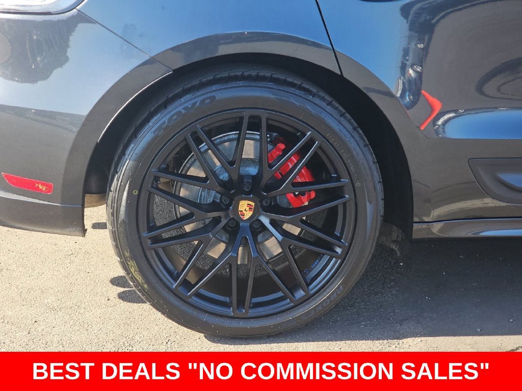 Used 2024 Porsche Macan GTS AWD/4WD image 37