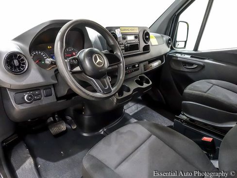 Used 2019 Mercedes-Benz Sprinter 170 image 8