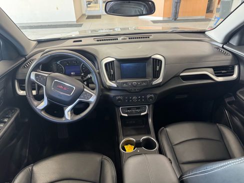 Used 2024 GMC Terrain SLE w/ Driver Convenience Package AWD/4WD image 11