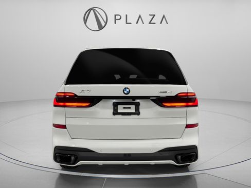 New 2026 BMW X7 xDrive40i w/ M Sport Package image 4