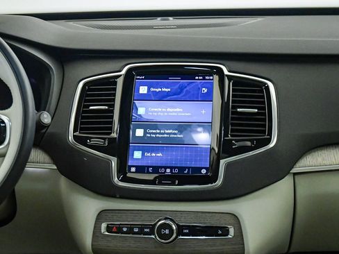 Used 2023 Volvo XC90 B6 Plus w/ Protection Package Premier image 14